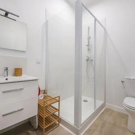 Le Bordeaux: Joli Climatise Proche Gare Apartment *