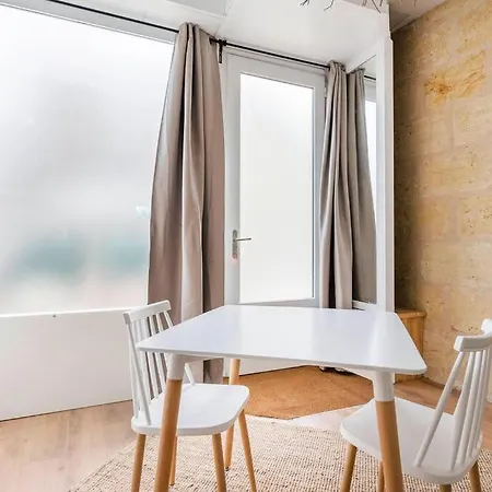 Le Bordeaux: Joli Climatise Proche Gare Apartment